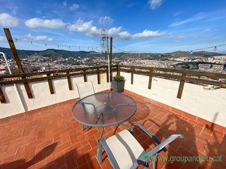 Piso en venta en El Carmel en Barcelona