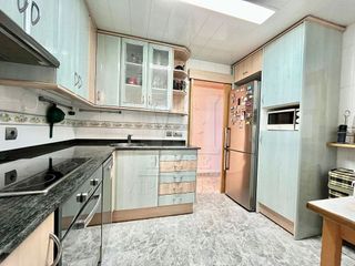 Piso en venta en Casagemes - Canyadó en Badalona