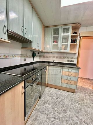 Piso en venta en Casagemes - Canyadó en Badalona