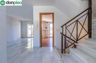 Casa pareada en venta en Cenes de la Vega