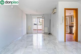 Casa pareada en venta en Cenes de la Vega