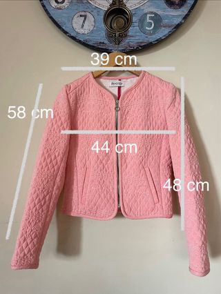 Chaqueta Stradivarius rosa Talla S