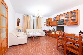 Chalet en venta en Lucena