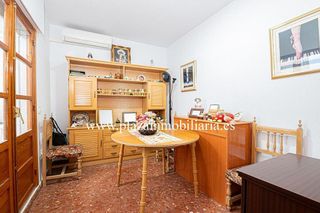 Chalet en venta en Lucena