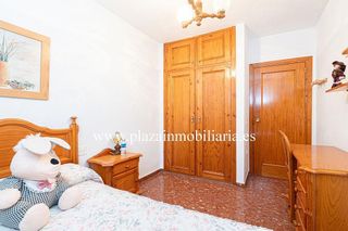 Chalet en venta en Lucena