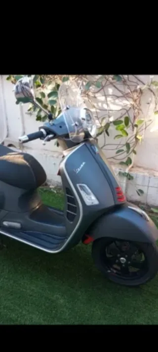 Vespa GTS 2023 Paraviento.Deflector.Original,nuevo