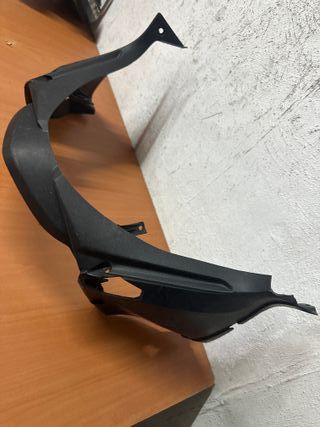 Plástico Frontal Honda Forza