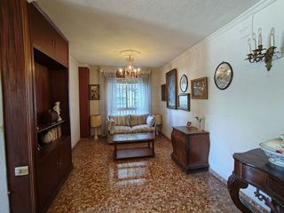 Piso en venta en Cervantes en Granada