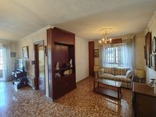 Piso en venta en Cervantes en Granada