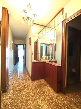 Piso en venta en Cervantes en Granada