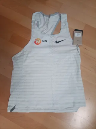 Camiseta Nike NN Running Kipchoge