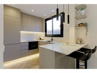 Casa pareada en venta en Sants en Barcelona