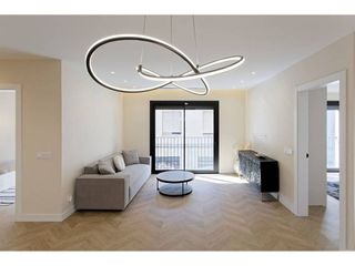 Casa pareada en venta en Sants en Barcelona