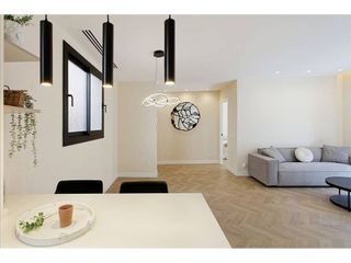 Casa pareada en venta en Sants en Barcelona