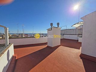Ático en venta en Montigalà -Sant Crist en Badalona