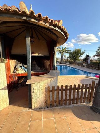 Chalet en venta en Perleta - Maitino en Elche