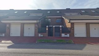 Casa adosada en venta en Astillero (El)