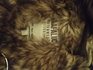 Abrigo verde chica con capucha