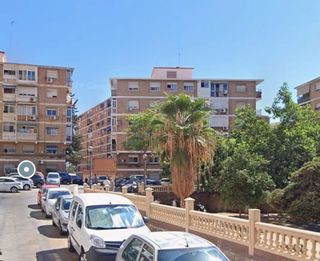 Piso en venta en Parque Victoria Eugenia en Málaga