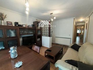 Piso en venta en Santa Cruz - Industria - Polígono Campollano en Albacete