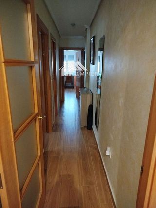 Piso en venta en Santa Cruz - Industria - Polígono Campollano en Albacete