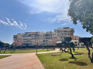 Piso en venta en El Cónsul - Ciudad Universitaria en Málaga