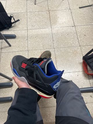 Jordan 4