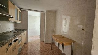 Piso en venta en Poniente-Norte - Miralbaida - Parque Azahara en Córdoba