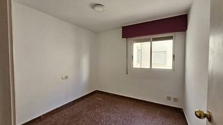 Piso en venta en Poniente-Norte - Miralbaida - Parque Azahara en Córdoba