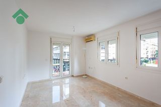 Piso en venta en Cotomar - Urbanizaciones en Rincón de la Victoria