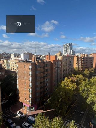 Piso en venta en Delicias en Zaragoza