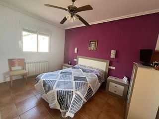 Casa adosada en venta en Linares