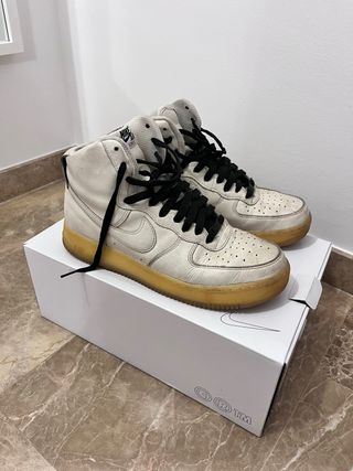 Botas Nike Air Force 1 Blancas y Marrones