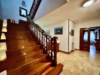 Casa adosada en venta en Valencia de Don Juan