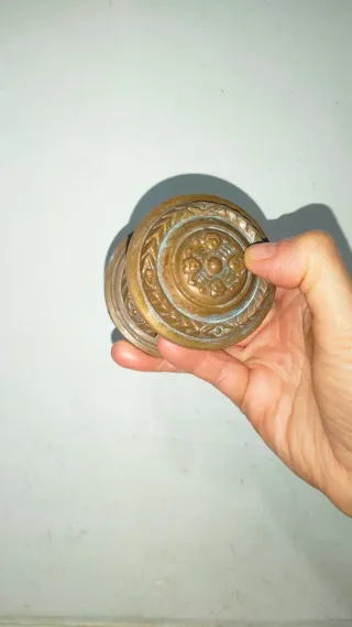 Tirador pomo bronce antiguo S. XIX