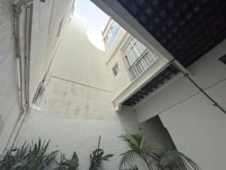 Piso en venta en La Caleta - La Viña en Cádiz