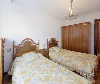 Piso en venta en El Coto en Gijón