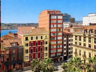 Piso en venta en Centro en Gijón