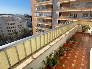 Piso en venta en La Caleta - La Viña en Cádiz