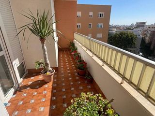 Piso en venta en La Caleta - La Viña en Cádiz