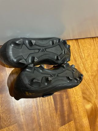 Botas de fútbol Adidas Negras