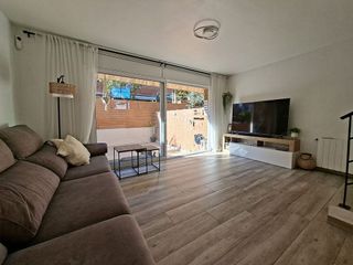 Casa adosada en venta en La Morera en Badalona