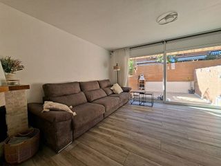 Casa adosada en venta en La Morera en Badalona