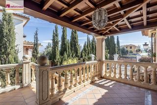 Chalet en venta en Ogíjares