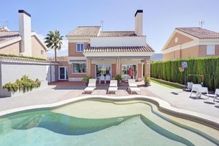 Chalet en venta en Otura