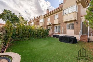 Casa adosada en venta en Cobeña