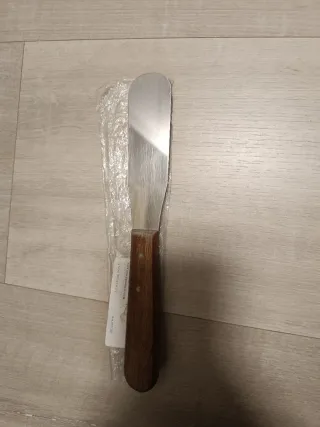 Tazón prótesis dental y espátula