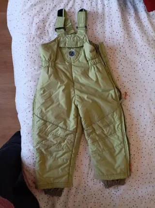 Tuta da sci Decathlon verde taglia 94 cm 3 anni