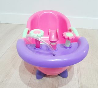 Bañera Nenuco con ducha y agua