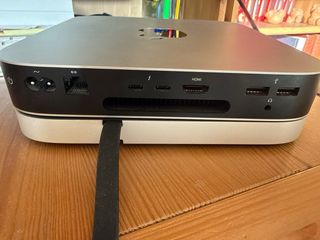 Mac Mini M1 + Pantalla, Teclado y Ratón